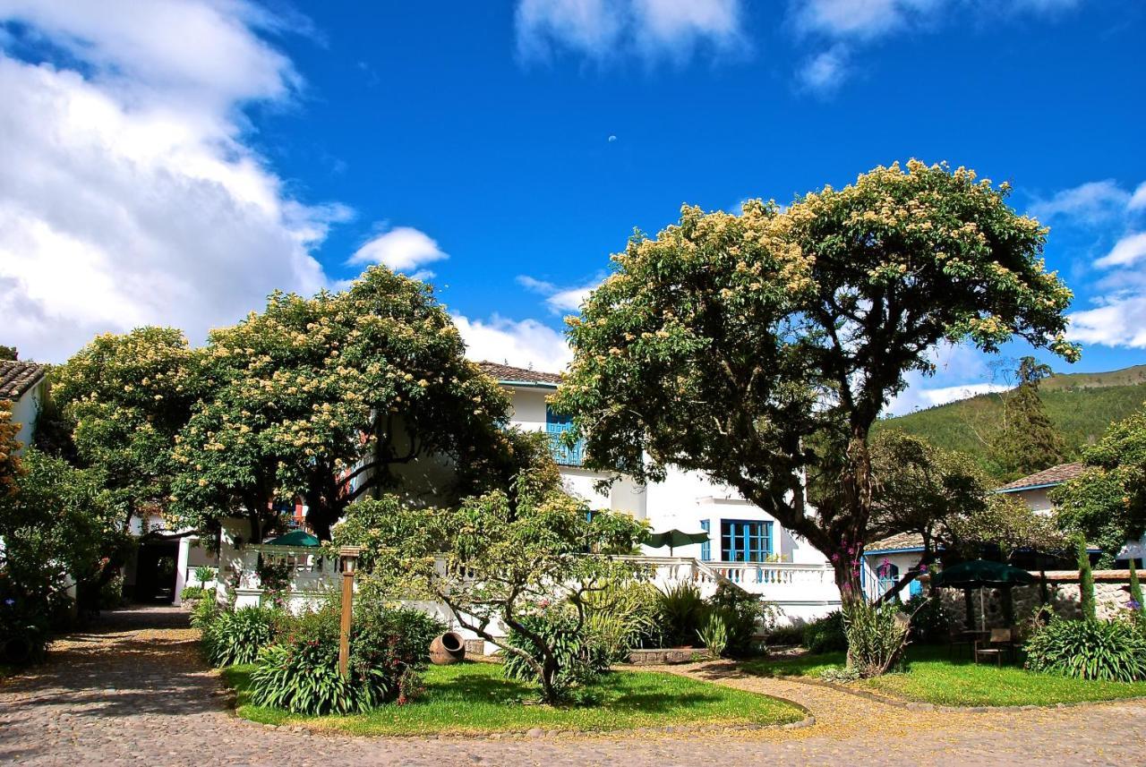 Отель Hacienda Cusin Отавало Экстерьер фото