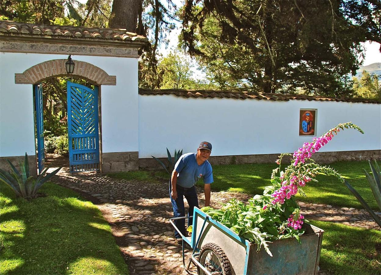 Отель Hacienda Cusin Отавало Экстерьер фото