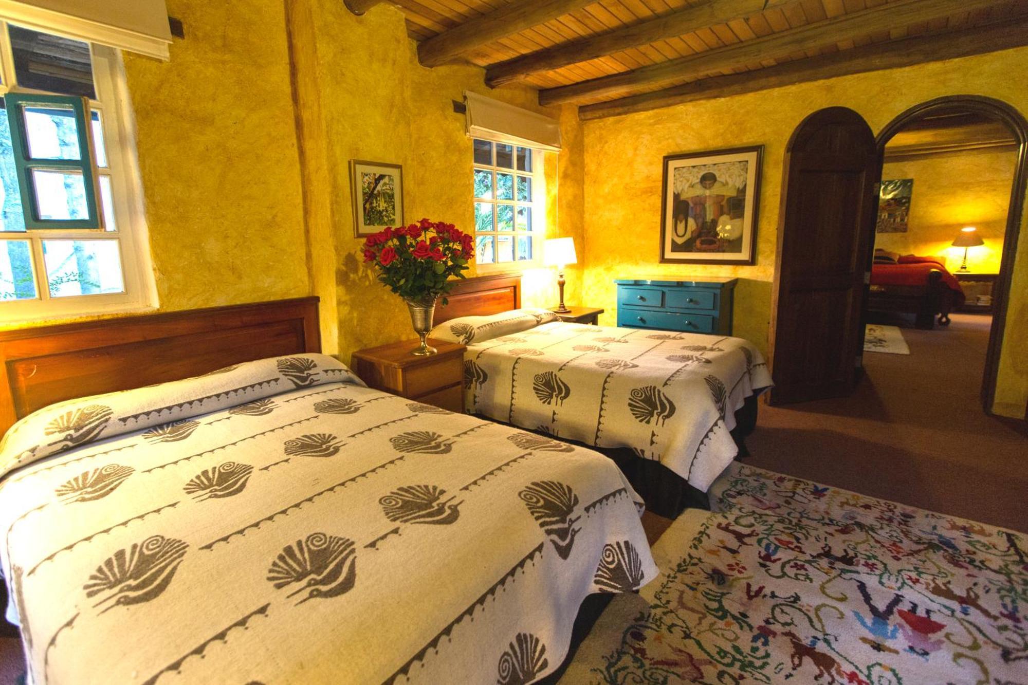Отель Hacienda Cusin Отавало Номер фото